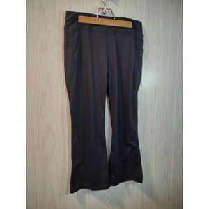 Yogipace 25.5" Inseam Cropped Regular Women's Flared Yoga Pants with POCKETS!